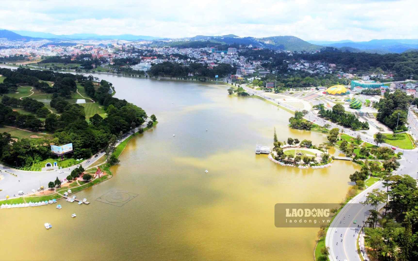 Planning 5 central wards of Da Lat, towards a green and smart city. Photo: Phuc Khanh