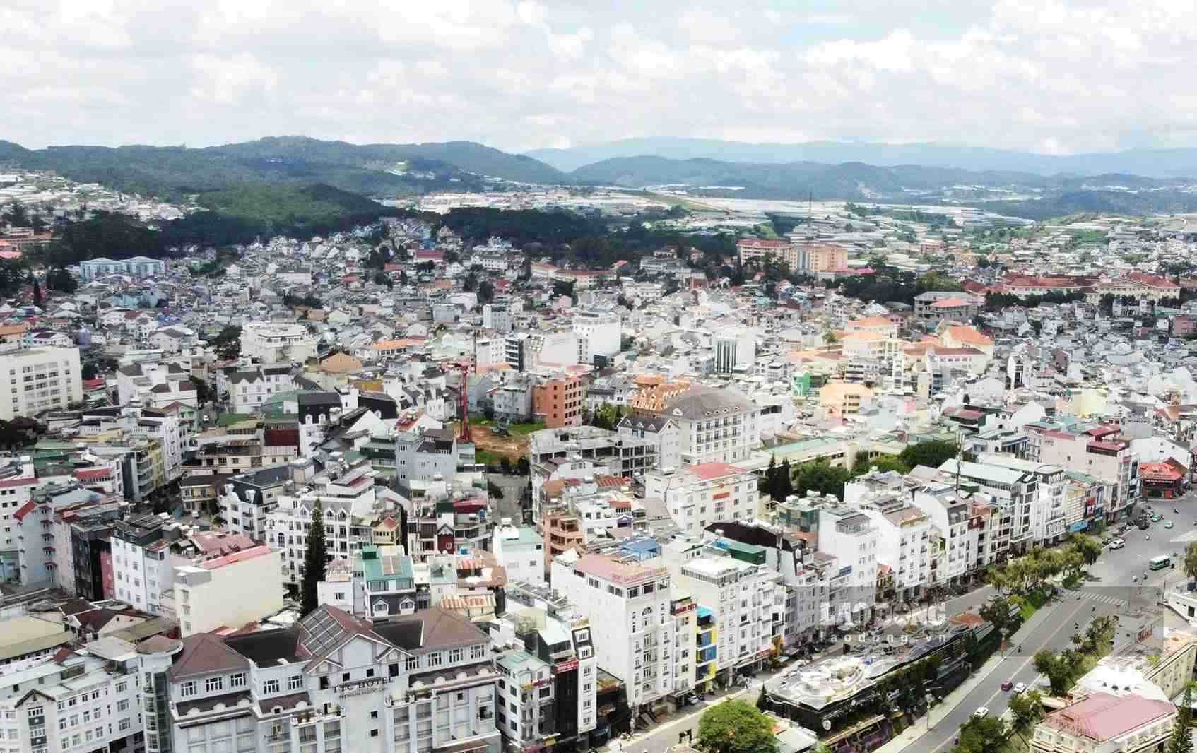 Hiện tại, đô thị Đà Lạt là trung tâm du lịch của cả nước. Ảnh: Phúc Khánh 