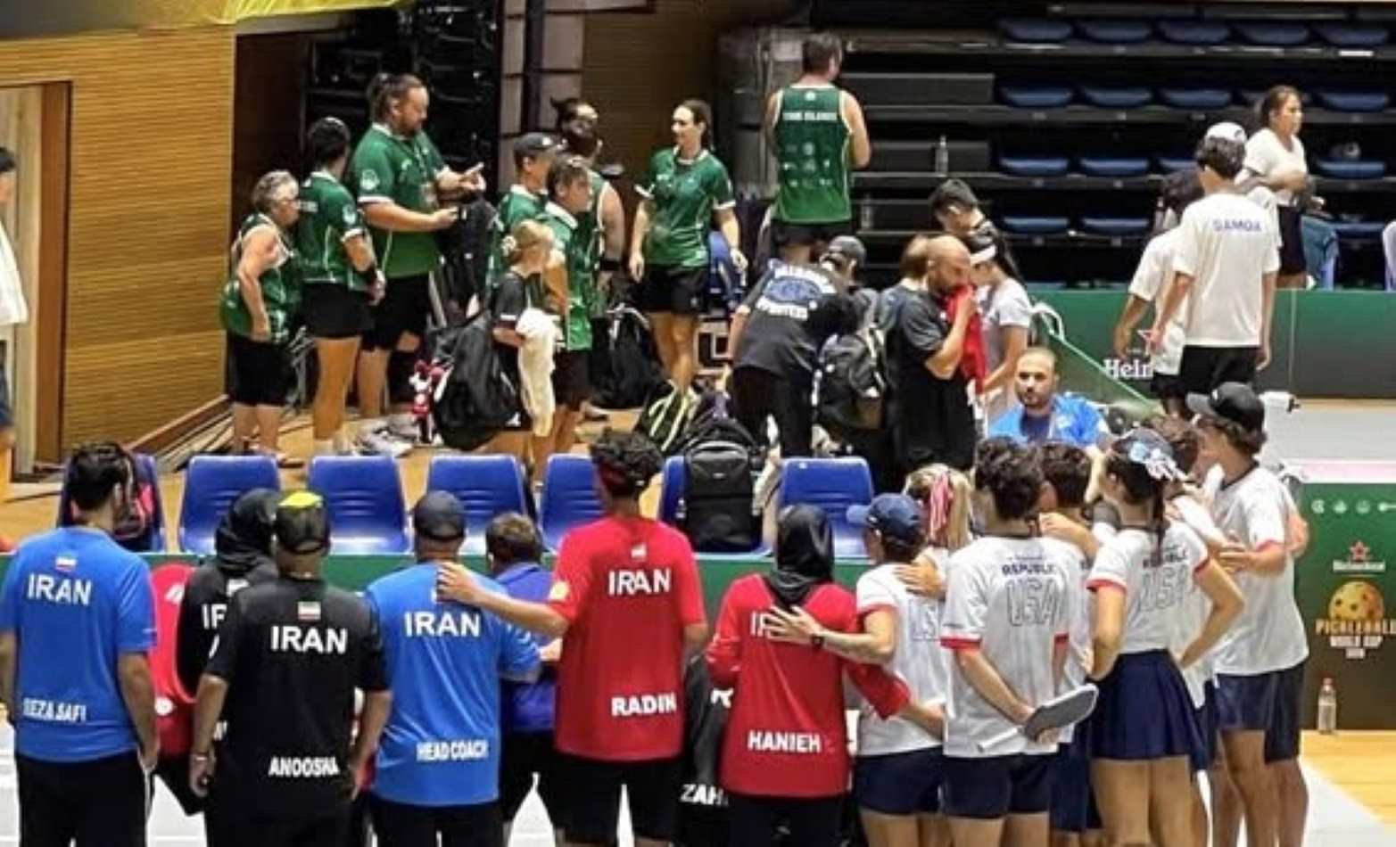 Đội Pickleball của Iran và Mỹ gặp nhau trong ngày 3.9 tại Đà Nẵng. Ảnh: Liên đoàn Pickleball Đà Nẵng
