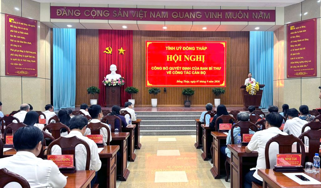 Quang cảnh Hội nghị công bố Quyết định của Ban Bí thư Trung ương Đảng về công tác cán bộ. Ảnh: Trần Tài
