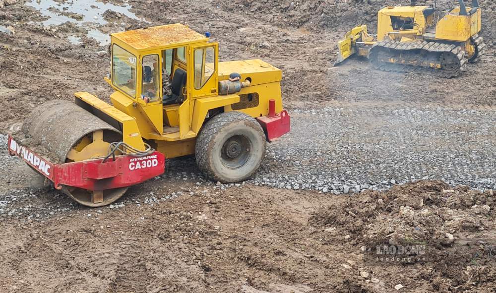 Urgently construct key projects in Ca Mau. Photo: Nhat Ho.