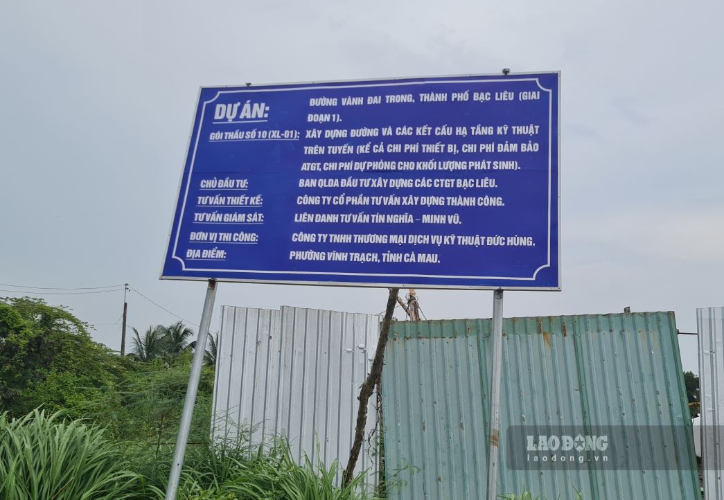 Thông tin dự án đường vành đại TP. Bạc Liêu, tỉnh Cà Mau. Ảnh: Nhật Hồ.