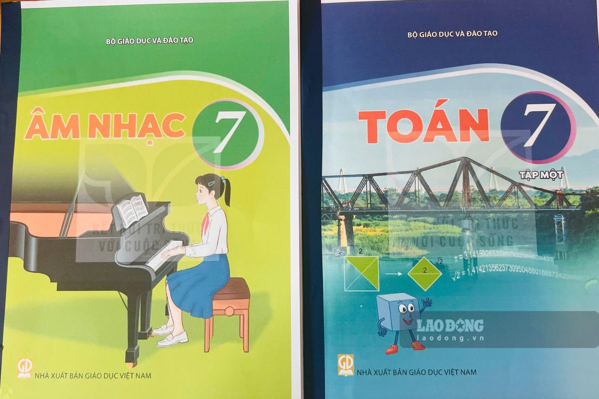 L'auto-impression de manuels scolaires peut violer les dispositions de la loi actuelle sur la propriété intellectuelle. Photo Thành An prise le 6 septembre