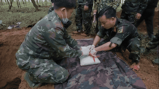 The army expanded the search and discovered more martyrs' remains in Bai Dinh village. Photo: Quang Tri Military Command