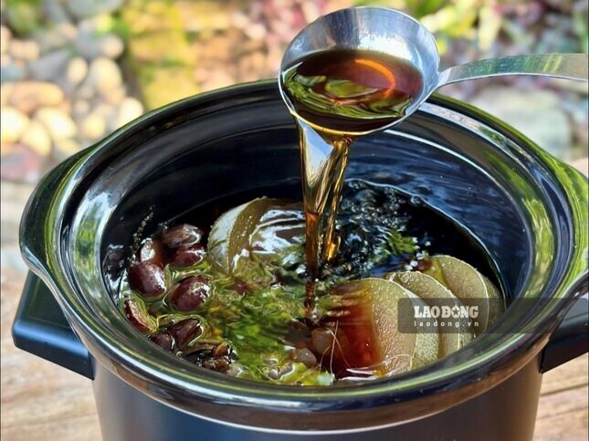 Le thé de courge cireuse peut être une boisson rafraîchissante, mais ne doit pas être considéré comme une méthode de traitement de l'augmentation des enzymes hépatiques. Photo: Quang Minh
