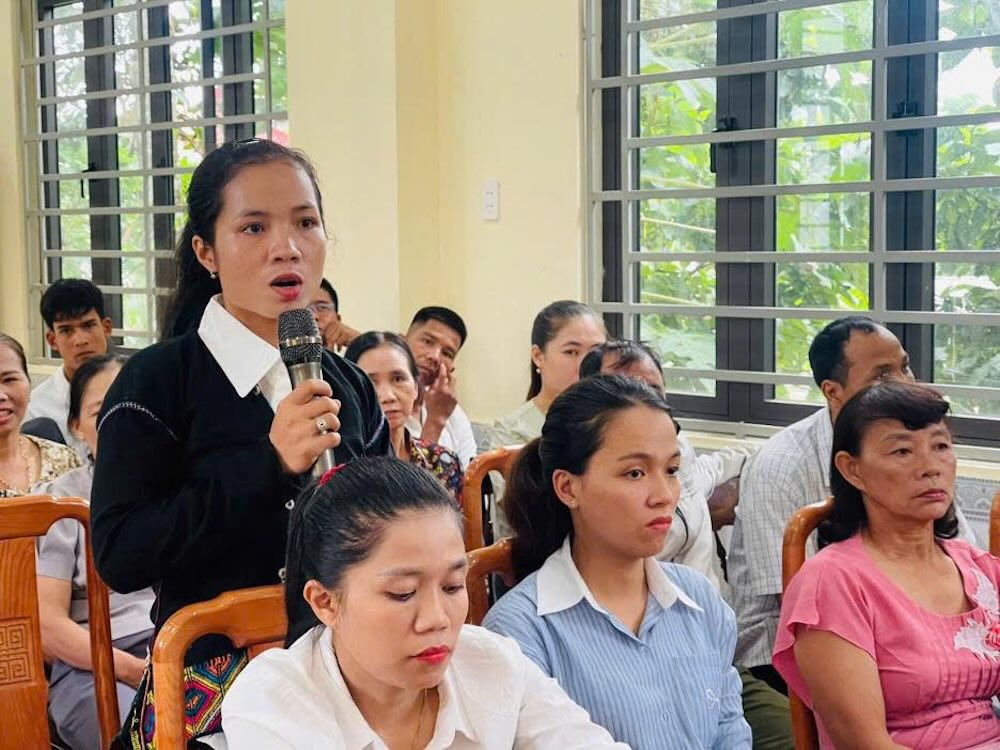 Policy dialogue conferences in localities attract the participation and contribution of opinions from women and people. Photo: Quang Tri Women's Union