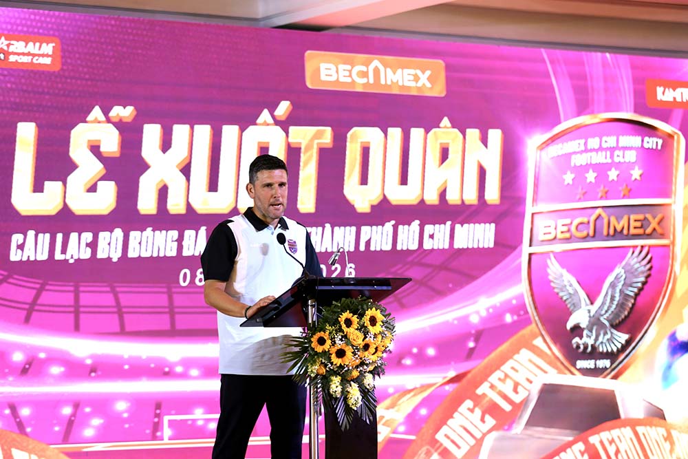 Huấn luyện viên trưởng Gerard Albadalejo đánh giá cao Giải hạng Nhất Quốc gia. Ảnh: CLB Becamex TPHCM