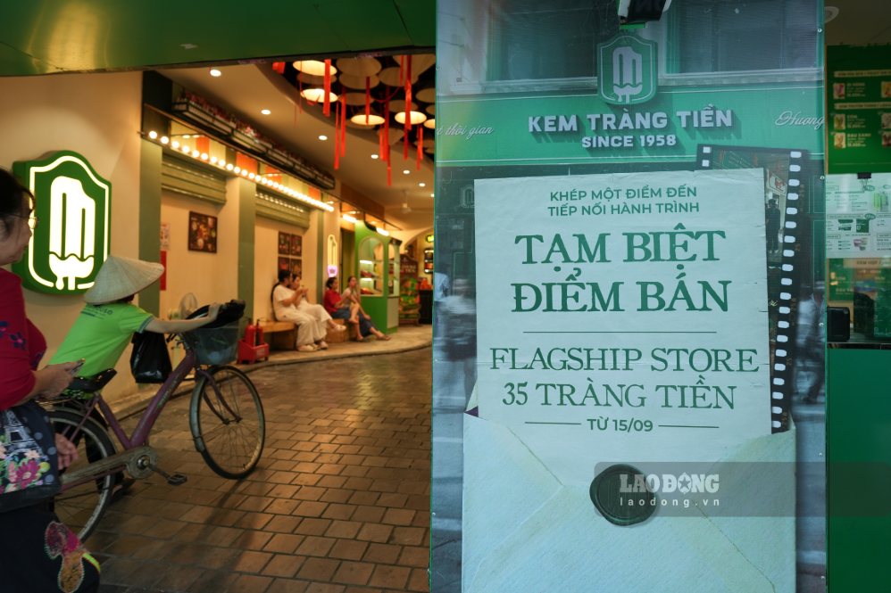 Cửa hàng đóng cửa tại địa chỉ 35 Tràng Tiền sau gần 70 năm. Ảnh: Sóng Hữu