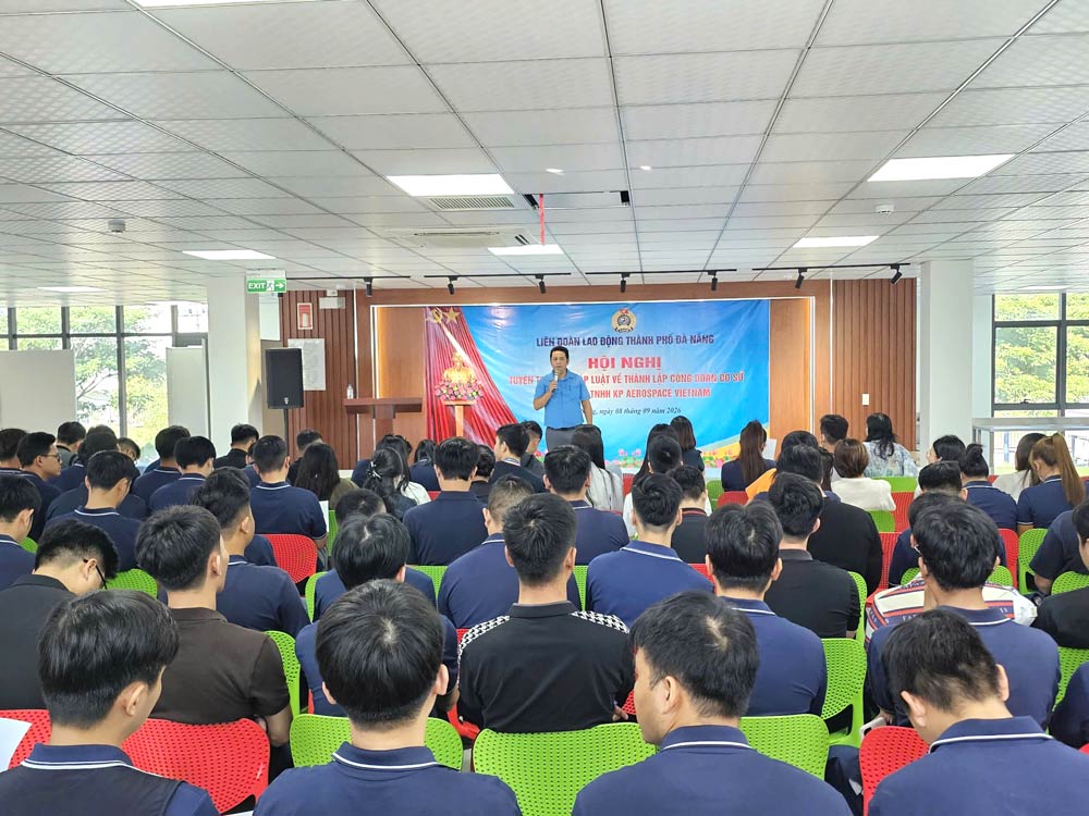 Liên đoàn Lao động thành phố Đà Nẵng đẩy mạnh tuyên truyền, vận động thành lập công đoàn cơ sở tại các khu công nghiệp. Ảnh: Công đoàn Đà Nẵng