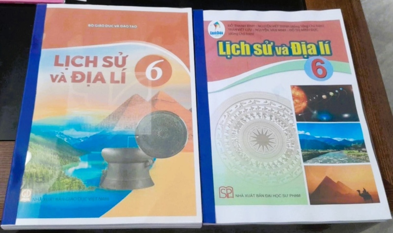 Vào năm học vẫn thiếu SGK, nhiều phụ huynh Đà Nẵng photo tạm thời sách cho con học, dù chất lượng sách kém hơn nhưng giá cao hơn gấp nhiều lần. Ảnh phụ huynh cung cấp