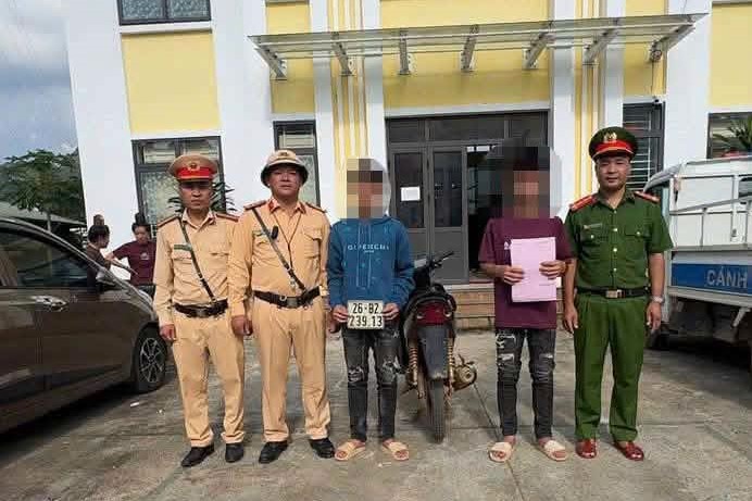 Cơ quan công an Sơn La xử lý thiếu niên 14 tuổi vi phạm trật tự, an toàn giao thông.  Ảnh: Công an tỉnh Sơn La (chụp ngày 8.9.2026)