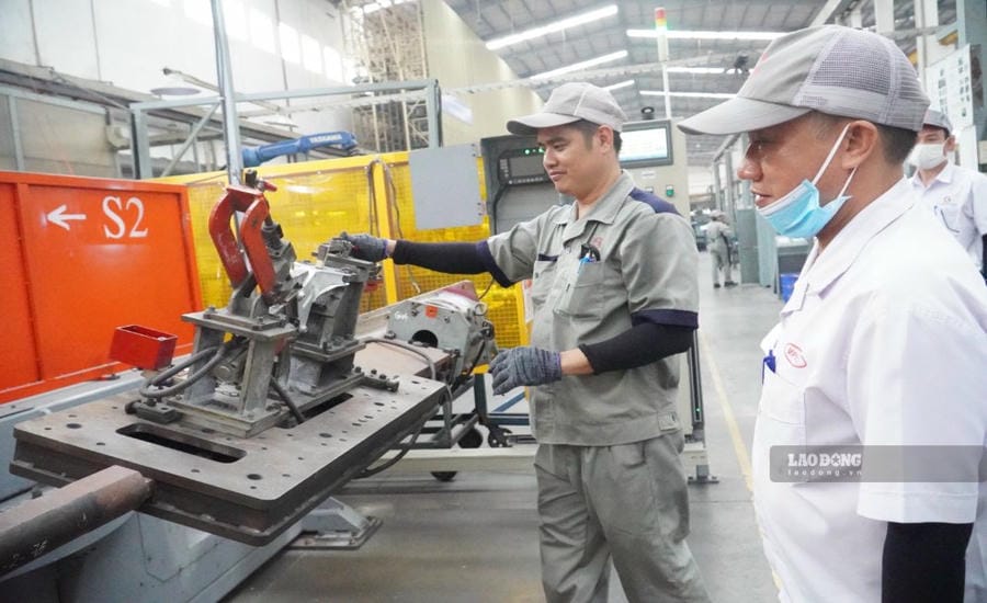Workers working at Global Dynamics Mechanical Limited Company (Dong Nai City) photo taken in April 2026. Photo: Ha Anh Chien