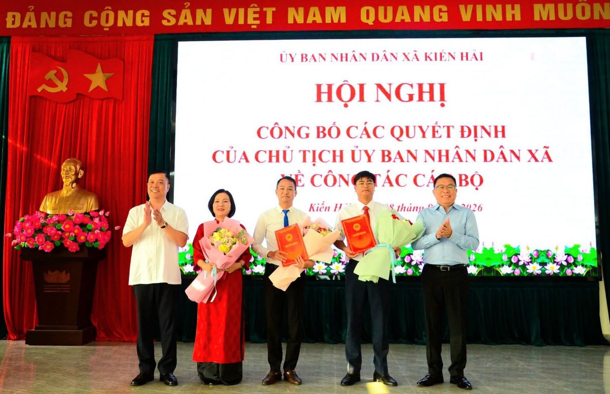 Kien Hai commune appoints officials of departments and divisions. Photo: Kien Hai e-Portal, Hai Phong City (September 8, 2026)