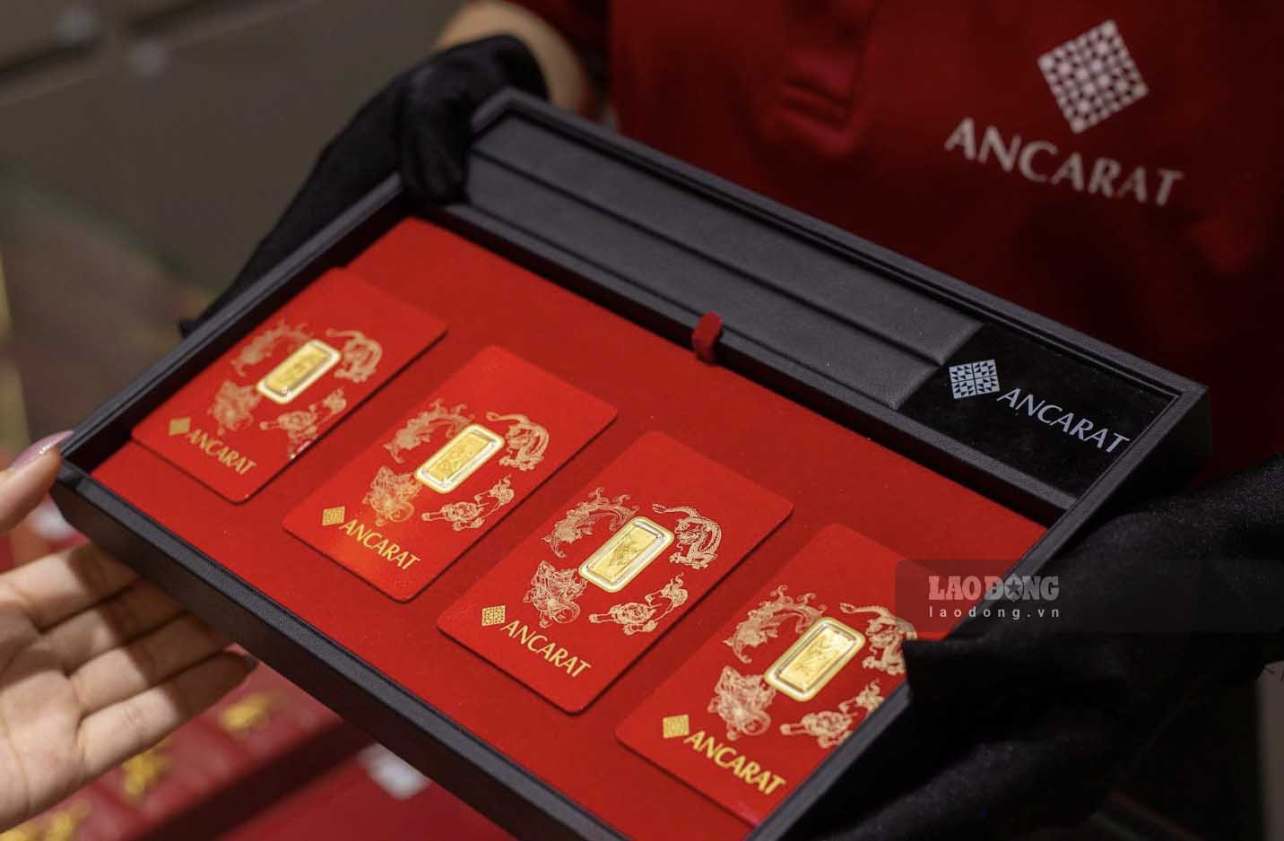 Goldman Sachs assesses that world gold prices still have room for growth as the central bank's buying trend continues to be maintained. Photo: Phan Anh