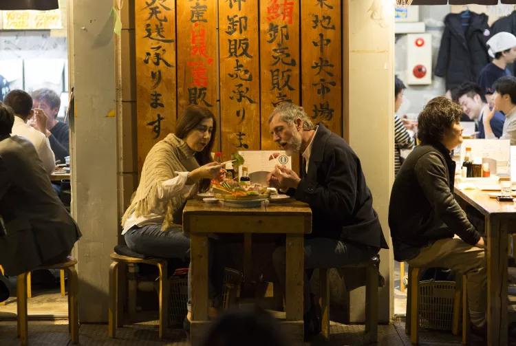 Izakaya is a model pub serving traditional food in Japan. Photo: JNTO