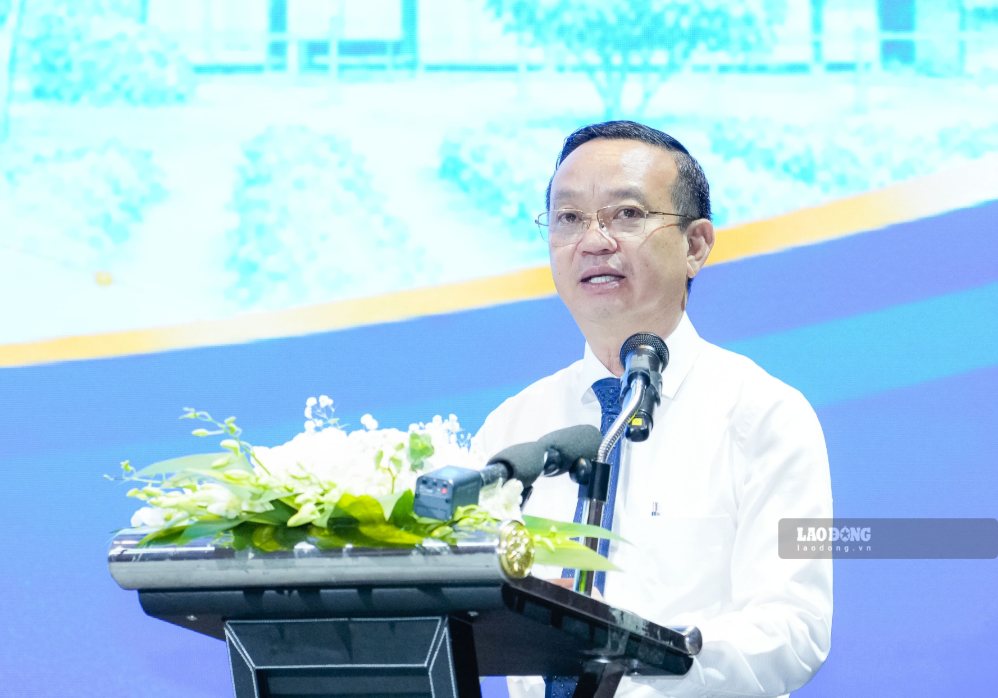 Ông Bùi Minh Thạnh - Phó Chủ tịch UBND TPHCM phát biểu bế mạc hội nghị. Ảnh: Duy Chương