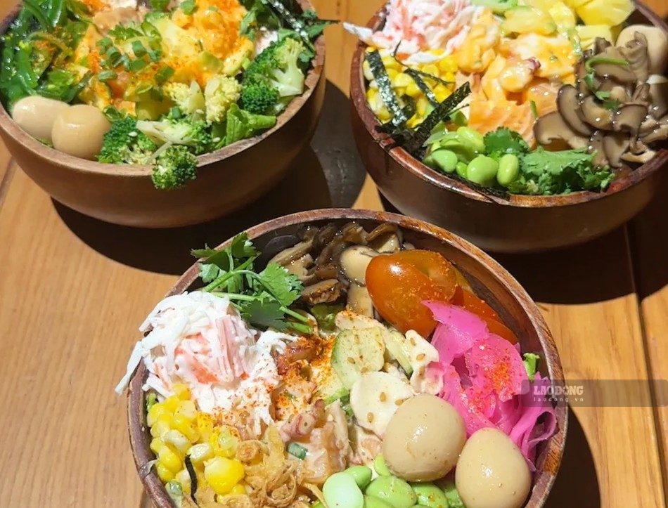Building a balanced lunch is a habit that helps you maintain alertness and improve work efficiency throughout the afternoon. Photo: Ly Linh