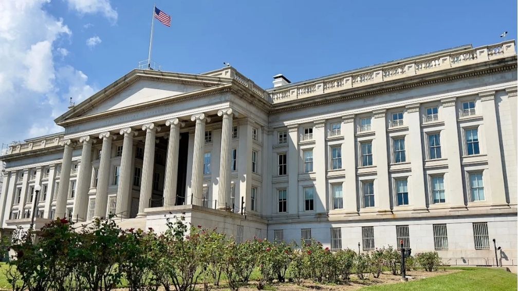 The US Treasury Department has just imposed sanctions on 35 businesses related to Iran's aviation industry. Photo: AFP