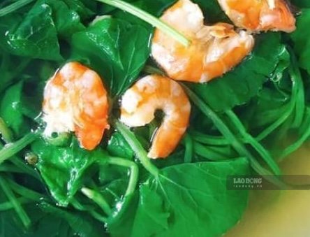 Pennywort soup with shrimp can support kidney protection. Photo: Kieu Vu