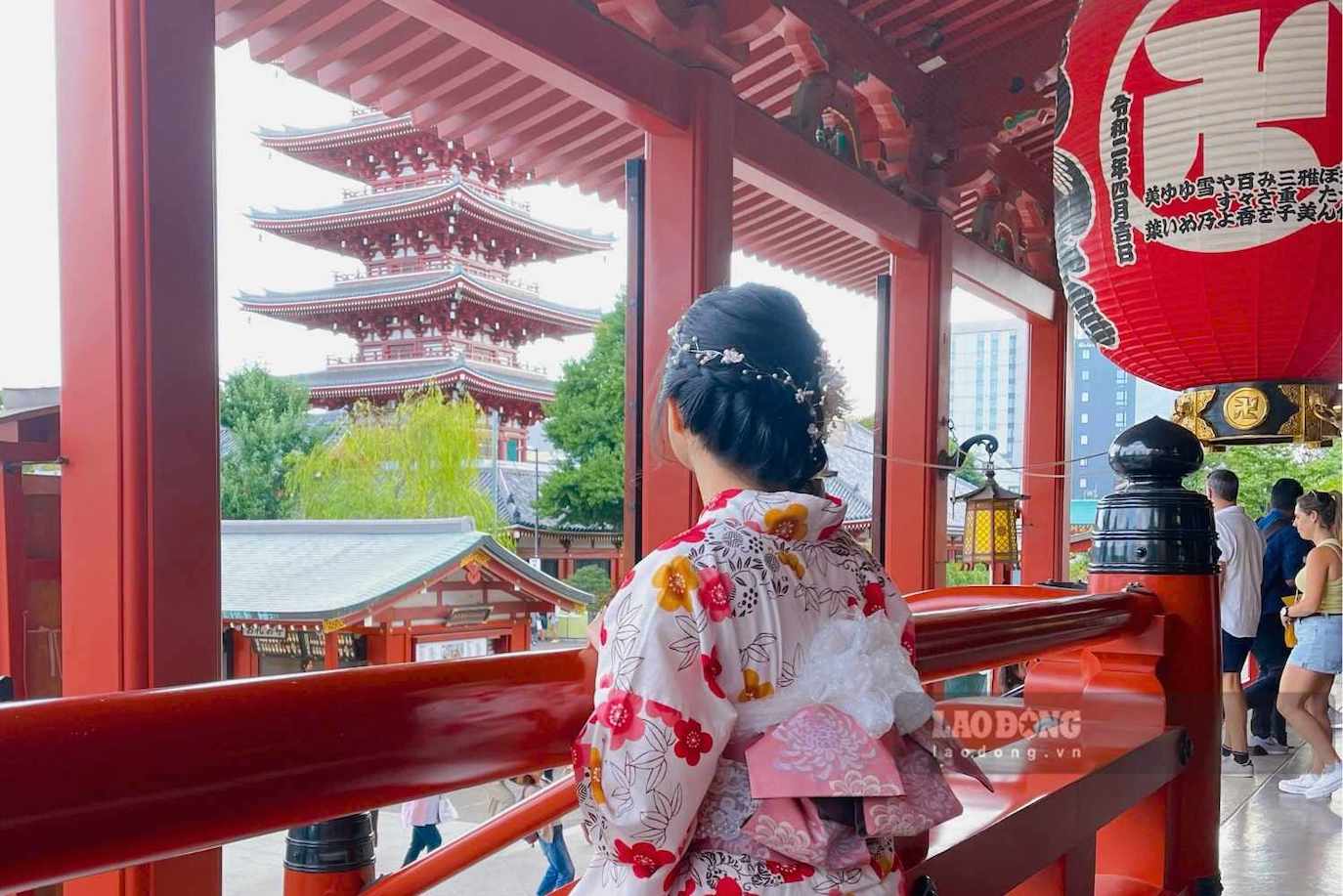 Coming to Japan, Tokyo is a stop chosen by many tourists because of the intersection between traditional culture and modern rhythm of life. Photo: Phuong Anh