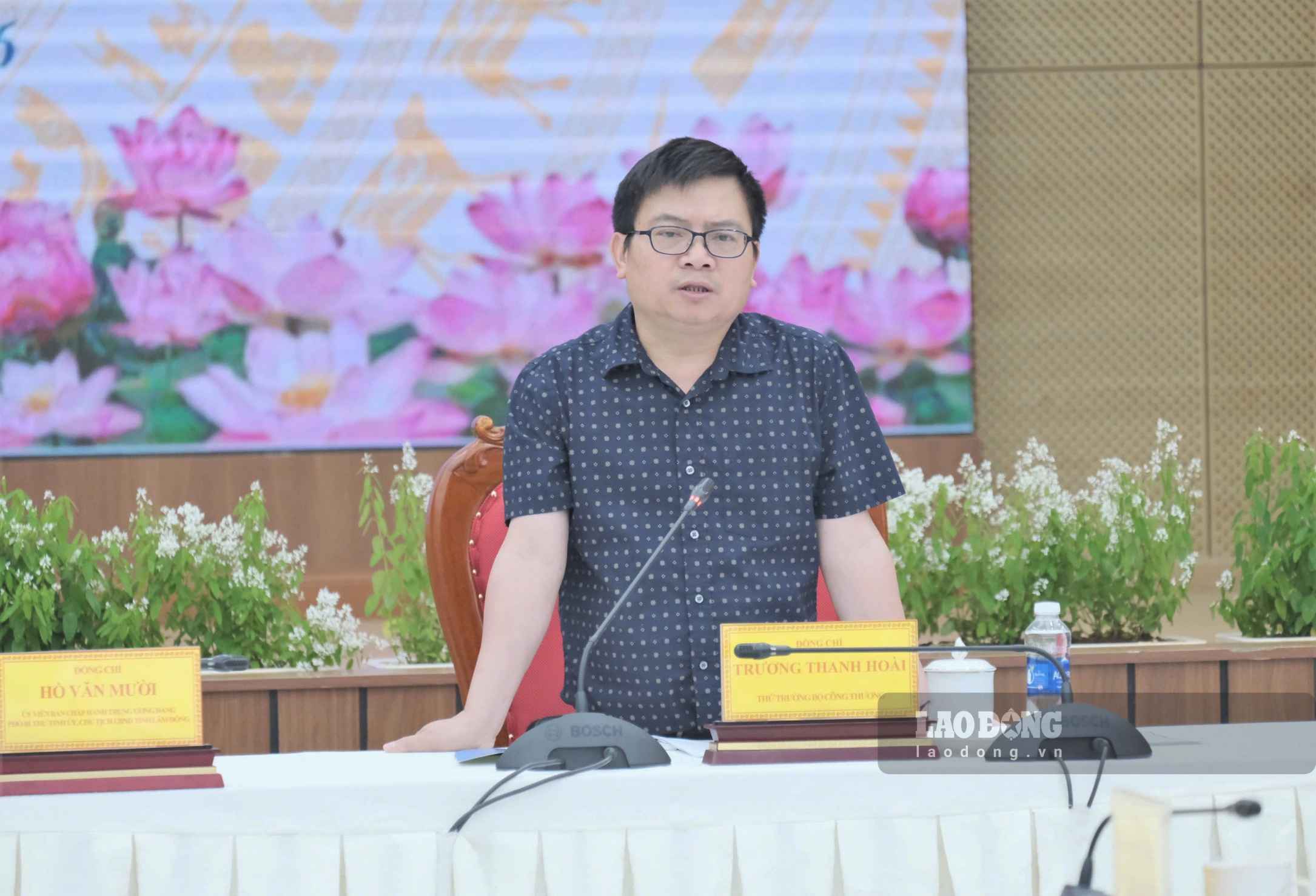 Thứ trưởng Bộ Công Thương Trương Thanh Hoài phát biểu tại buổi làm việc. Ảnh chụp vào chiều 9.9. Ảnh: Phúc Khánh