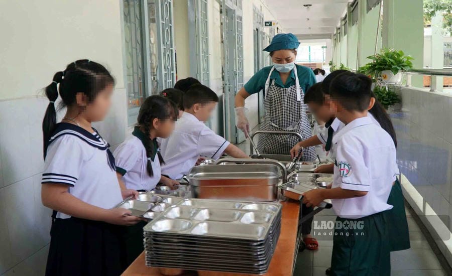 Boarding students at Hiep Tan Elementary School (HCMC) on September 7. Photo: Chan Phuc
