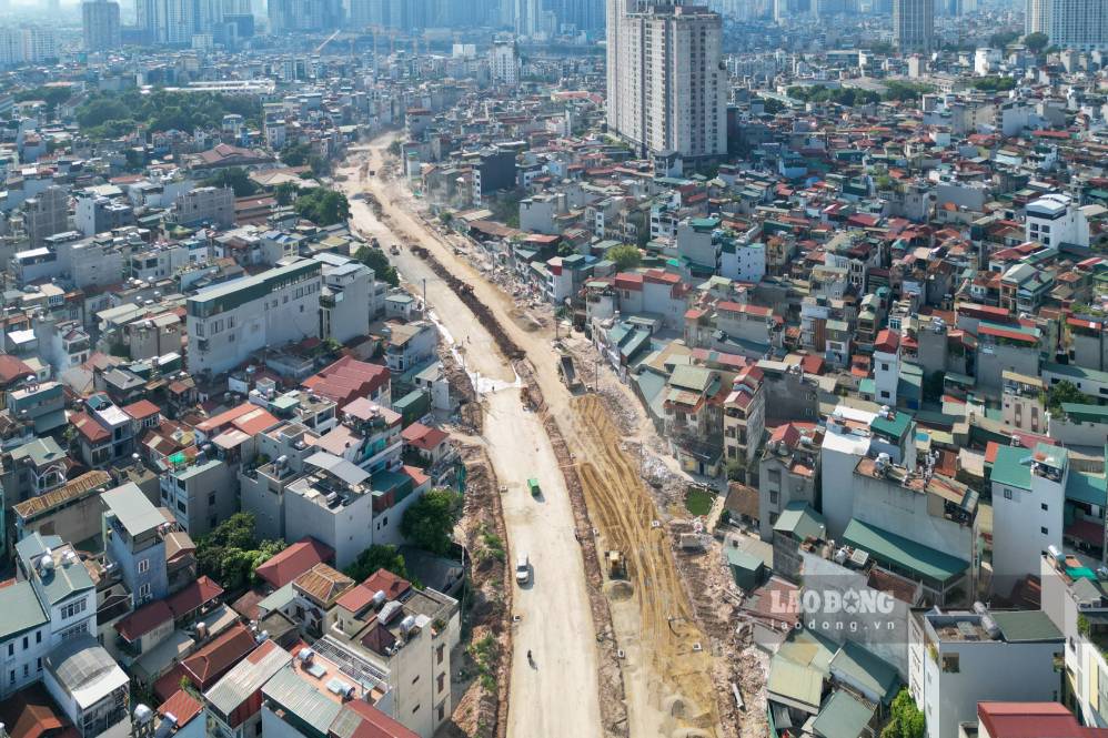 Ring Road 2.5 project, Nguyen Trai - Dam Hong section (Khuong Dinh ward, Hanoi) is under construction, September 3rd. Photo: Song Huu