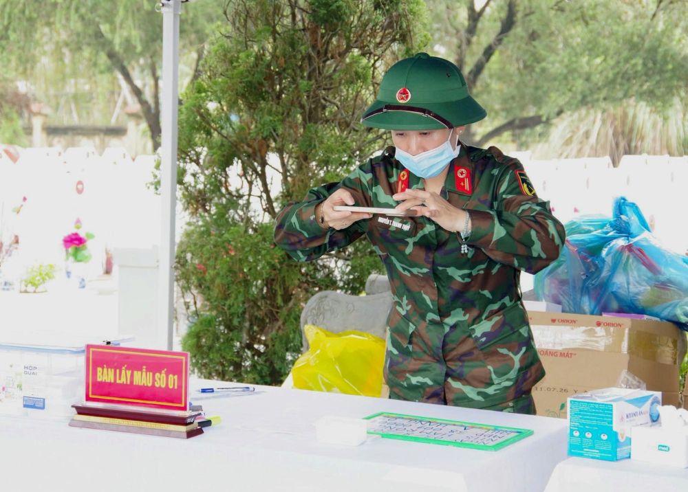 Thanh Hoa province completes the sampling of remains of unidentified martyrs at 25/25 martyrs' cemeteries. Photo: Thanh Hoa Provincial Military Command provided