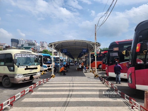 Hanoi publicly announces 966 vehicles expected to expire badges in September and October 2026. Photo: Minh Hanh