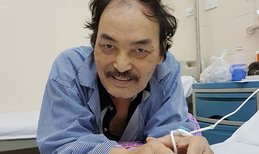 Nghệ sĩ Hoàng Thắng trong thời gian điều trị bệnh ung thư. Ảnh: Facebook nghệ sĩ Trần Nhượng