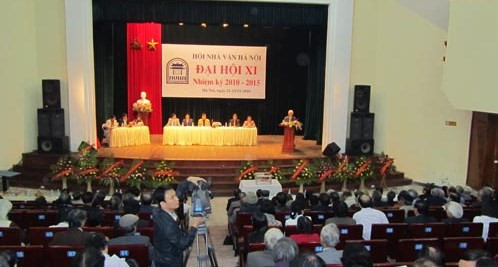 Đại hội Nhà văn nhiệm kỳ 2010 - 2015. Ảnh: lucbat.com.
