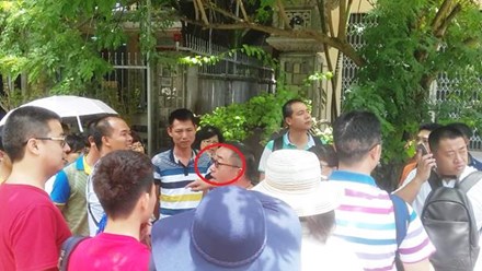 Khách Trung Quốc đến Nha Trang (Khánh Hòa). Ảnh: Nhiệt Băng