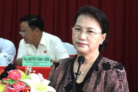 Chủ tịch Quốc hội Nguyễn Thị Kim Ngân phát biểu tại hội nghị tiếp xúc cử tri (ảnh: Tr.L)