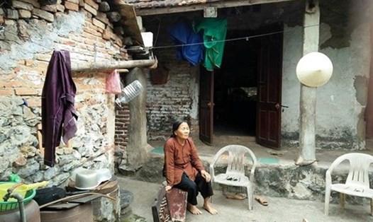 Bà Lê Thị Lũy (73 tuổi, trú tại phố 7, phường Đông Cương, TP. Thanh Hóa), một trong những hộ dân trong diện đền bù của dự án. (theo Giaoduc.net)