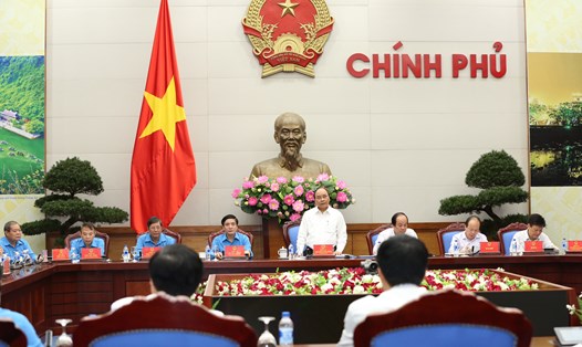 Thủ tướng Chính phủ Nguyễn Xuân Phúc phát biểu tại buổi làm việc. Ảnh: Hải Nguyễn