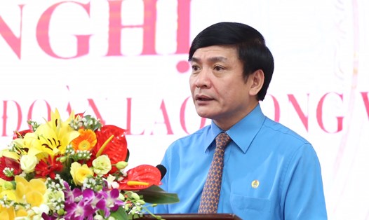 Chủ tịch Tổng LĐLĐVN Bùi Văn Cường phát biểu khai mạc hội nghị. Ảnh: Hải Nguyễn