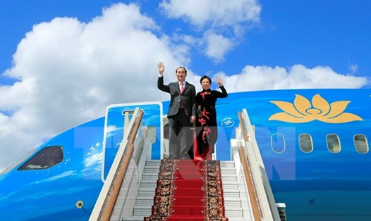 Chủ tịch Nước Trần Đại Quang và Phu nhân đến sân bay Vnukovo 2. Ảnh: TTXVN