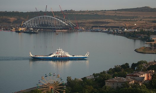 Ukraina sắp kiện Nga về cây cầu nối bán đảo Crưm với lục địa Nga. Ảnh: Tass