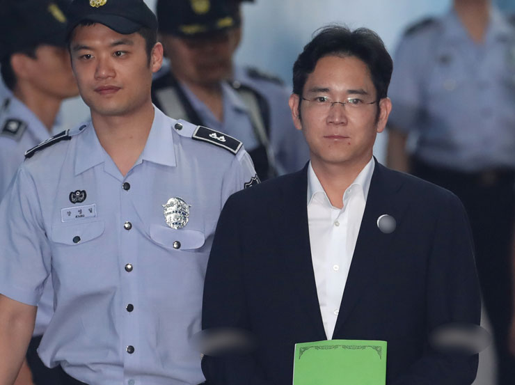 Thái tử” tập đoàn Samsung đối mặt với bản án 12 năm tù