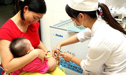 Trẻ tiêm vaccine đầy đủ phòng được nhiều bệnh. Ảnh: L.H