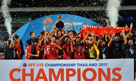 U.15 Việt Nam đăng quang giải U.15 Đông Nam Á. Ảnh: VFF