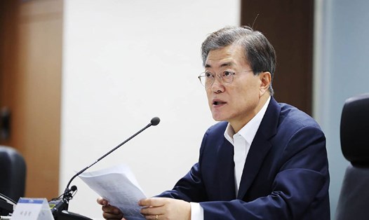 Chính phủ của Tổng thống Hàn Quốc Moon Jae-in đề xuất tăng thuế để tăng phúc lợi xã hội và tăng công ăn việc làm. Ảnh: WSJ