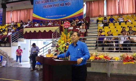 Đồng chí Nguyễn Văn Tân - Phó Chủ tịch thường trực CĐ Ngân hàng VN - phát biểu khai mạc (Ảnh: N.Giang)