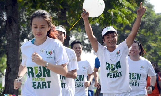 "Chạy vì trái tim 2016" thu hút gần 15.000 người tham gia. Nguồn: Zing News