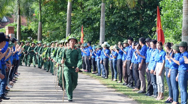 Chương trình nhằm tuyên truyền giáo dục lòng yêu nước, truyền thống cách mạng và lý tưởng sống cho thế hệ trẻ. Ảnh: Lê Phi Long