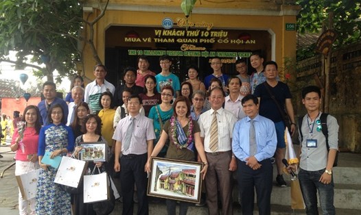 Chuyến tham quan Hội An nhiều kỷ niệm của đoàn khách đến từ Thái Lan. Ảnh Phước Bình