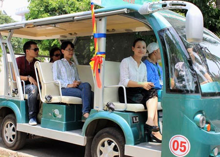Sẽ có tuyến xe điện du lịch chạy quanh Hồ Tây