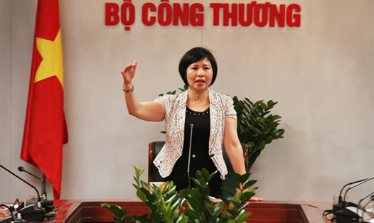 Thứ trưởng Bộ Công Thương Hồ Thị Kim Thoa đang bị UBKT TƯ kiến nghị miễn nhiệm. Ảnh: PV
