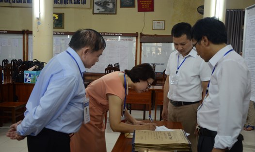 Kiểm tra công tác bảo mật đề thi tại trường THPT Việt Đức, Hà Nội (Ảnh: HN)