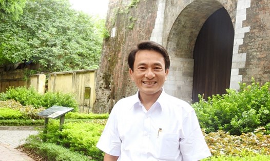 Thạc sĩ Trần Trung Hiếu - Giáo viên dạy môn Lịch sử Trường THPT chuyên Phan Bội Châu (Nghệ An). Ảnh: NCVV